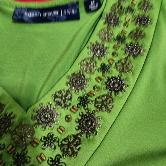 Top - Picture 2 of 3